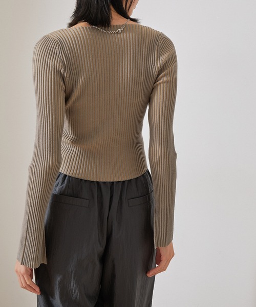 NERGY（ナージー）の「【Skin Protect】近赤外線＆UV＆静電気防止 リブニットプルオーバー（ニット/セーター・レディース・ベージュ/スミクロ/グレー・FREE）」の7枚目の写真