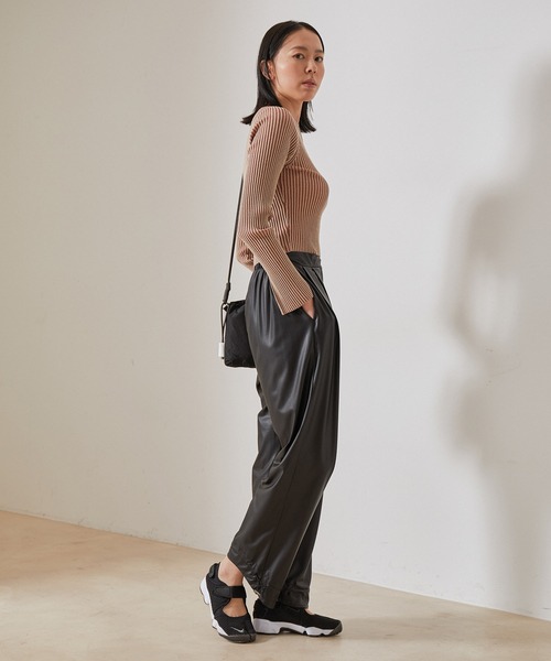 NERGY（ナージー）の「【Skin Protect】近赤外線＆UV＆静電気防止 リブニットプルオーバー（ニット/セーター・レディース・ベージュ/スミクロ/グレー・FREE）」の18枚目の写真