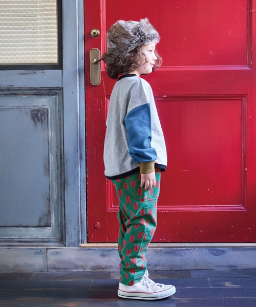 Life Support Products（ライフサポートプロダクツ）の「スウェートﾞ裏毛裾ラウンドトレーナー（スウェット・キッズ・キナリ/チャコール/グリーン/オフホワイト/杢グレー/ブラック・100/110/120/130/140/150/80/90/95）」の17枚目の写真