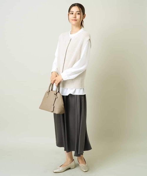 a.v.v(アーヴェヴェ)の「【2SET】ラメニットベスト×ブラウスセット(ニット/セーター・レディース・ブラック/ブルー/グレー系その他・36/42/34/40/38)」の17枚目の写真