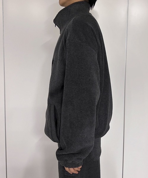 MUHET(ミュエータ)の「【セットアップ可能】フリースジャケット(ブルゾン・レディース・カーキ/チャコールグレー/ネイビー・MEDIUM/LARGE/SMALL)」の21枚目の写真