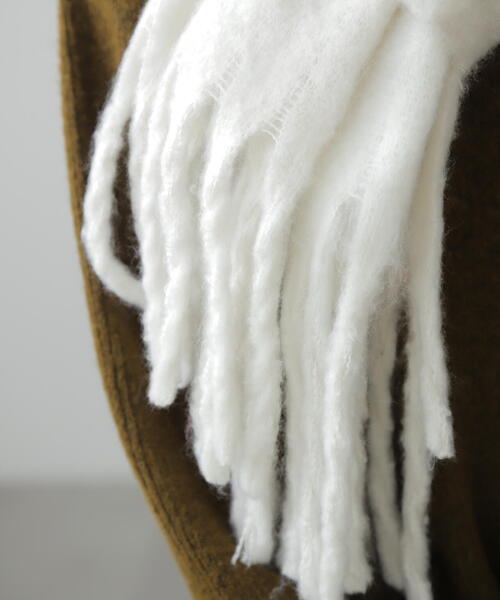 FREE'S MART(フリーズマート)の「◆大判無地ストール(ストール/ショール・レディース・ホワイト/レッド/ネイビー・フリ-)」の6枚目の写真