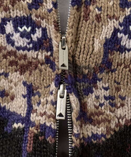 STUDIOUS(ステュディオス)の「【MIHARA YASUHIRO/ミハラヤスヒロ】CAT INTARSIA KNIT CARDIGAN(カーディガン/ボレロ・レディース・ブラック・36)」の9枚目の写真