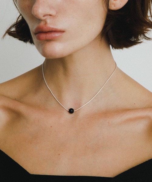 URBAN RESEARCH(アーバンリサーチ)の「decor『デコール』 Stone SV Choker(ネックレス・レディース・ホワイト系その他/ブラック・-)」の3枚目の写真