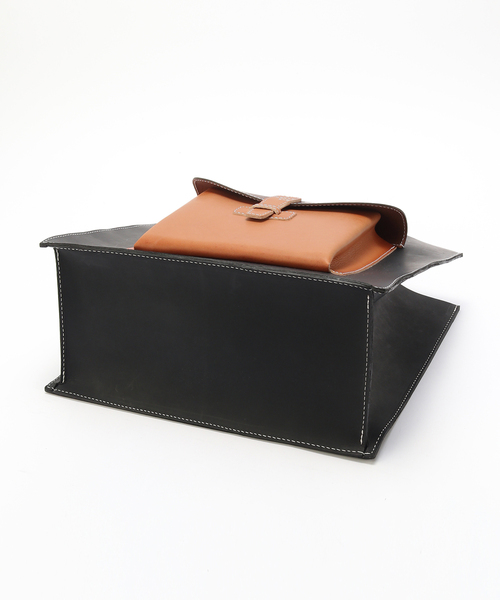 EDIFICE（エディフィス）の「AGNES BADDOO(アグネス バドゥ) Combination Sac2（クラッチバッグ・メンズ・キャメル・FREE）」の4枚目の写真