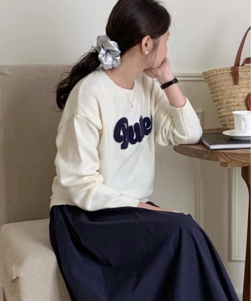 kirakiraShop(キラキラショップ)の「ラウンドネック ロゴ ニット トップス(ニット/セーター・レディース・ネイビー/ホワイト/ピンク/ライトブルー/グレー・FREE)」の6枚目の写真