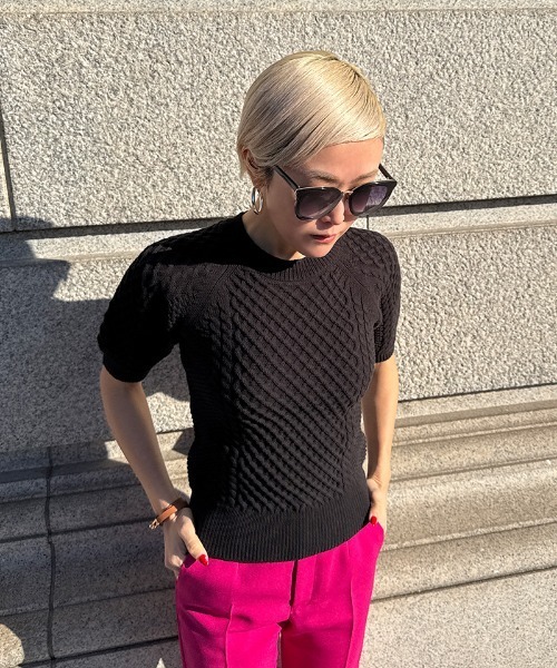 JENNE(ジェンヌ)の「エアリーケーブルサマーニット(ニット/セーター・レディース・ブラック/オフホワイト/ミント・SMALL/LARGE/MEDIUM)」の9枚目の写真