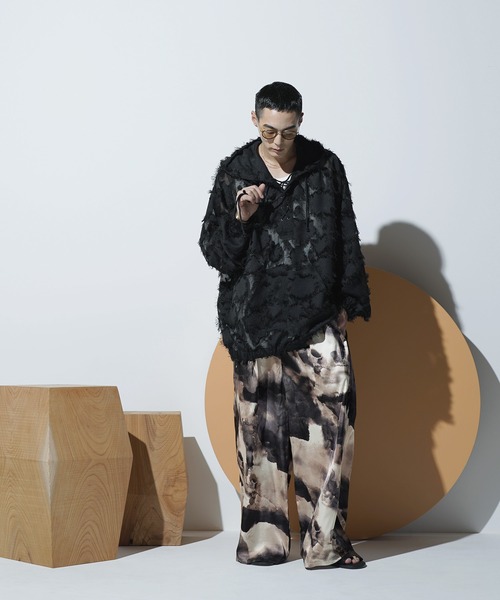 Aphlotus（アプロタス）の「フロントタック アブストラクト グラフィック シルクタッチ イージーパンツ（その他パンツ・メンズ・ブラック/ブルー/グレー・MEDIUM/SMALL/LARGE）」の15枚目の写真