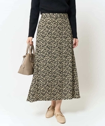 a.v.v（アーヴェヴェ）の「小花柄ジャガードスカート（スカート）」