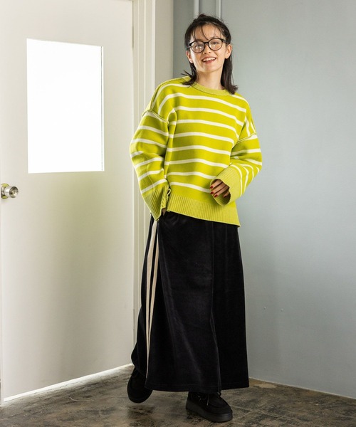 niko and...（ニコアンド）の「リバーシブルモールニットプルオーバー（ニット/セーター・レディース・ネイビー/イエロー/チャコール/アイボリー・MEDIUM/LARGE）」の8枚目の写真