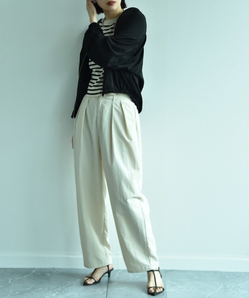 INTERPLANET(インタープラネット)の「ダブルクロスブルゾン(ブルゾン・レディース・ライトグレー/カーキ/ブラック・FREE)」の13枚目の写真