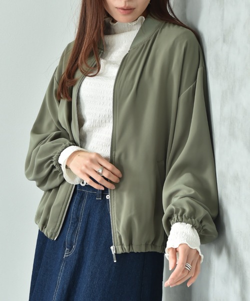 INTERPLANET(インタープラネット)の「ダブルクロスブルゾン(ブルゾン・レディース・ライトグレー/カーキ/ブラック・FREE)」の19枚目の写真