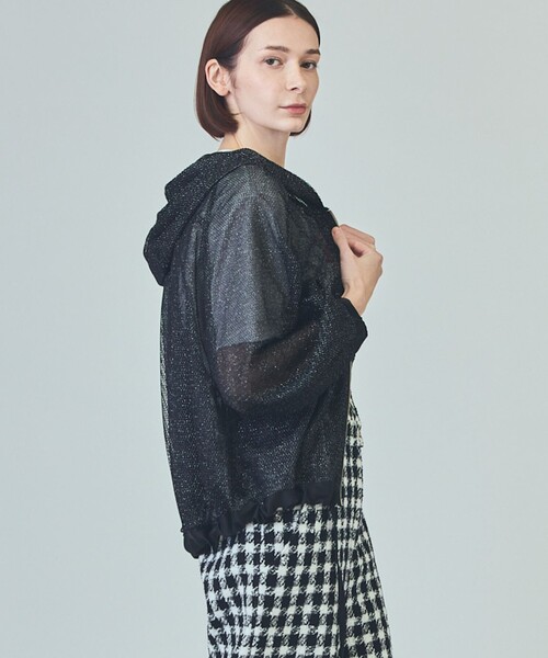 GRACE CLASS（グレースクラス）の「マクラメメッシュフーディー（パーカー・レディース・キナリ/カーキ/ブラック・36）」の4枚目の写真