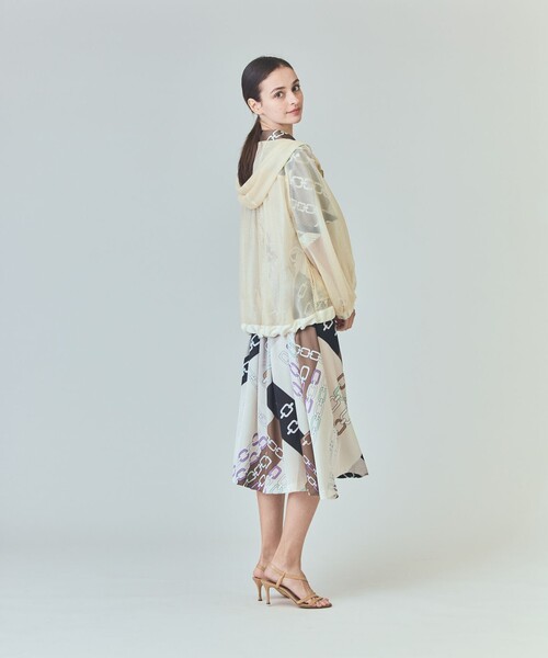 GRACE CLASS（グレースクラス）の「マクラメメッシュフーディー（パーカー・レディース・キナリ/カーキ/ブラック・36）」の13枚目の写真