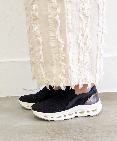 cava cava（サヴァサヴァ）の「ニットスリッポンスニーカー　1320663（スニーカー・レディース・ホワイト/ブラック・M/S/LL/L）」の20枚目の写真