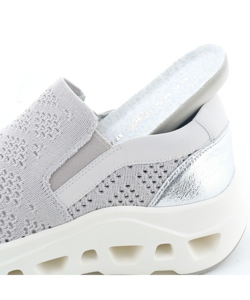 cava cava（サヴァサヴァ）の「ニットスリッポンスニーカー　1320663（スニーカー・レディース・ホワイト/ブラック・M/S/LL/L）」の18枚目の写真