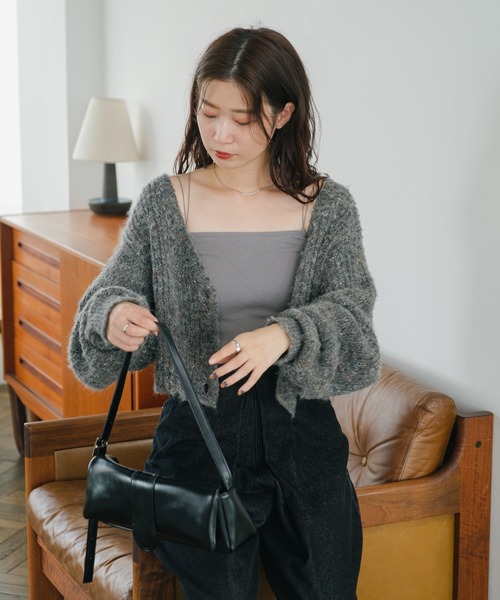 新色追加/カラバリ豊富】カップ付きクロップドブラキャミ