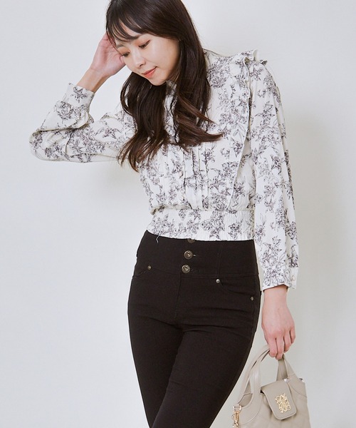 GORGE（ゴージ）の「《ピンタック×フリル》レディース ブラウス 長袖 シャツトップス フェミニン 春秋冬（シャツ/ブラウス・レディース・アイボリー/ブラック/その他・F）」の12枚目の写真