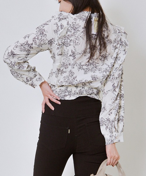 GORGE（ゴージ）の「《ピンタック×フリル》レディース ブラウス 長袖 シャツトップス フェミニン 春秋冬（シャツ/ブラウス・レディース・アイボリー/ブラック/その他・F）」の14枚目の写真