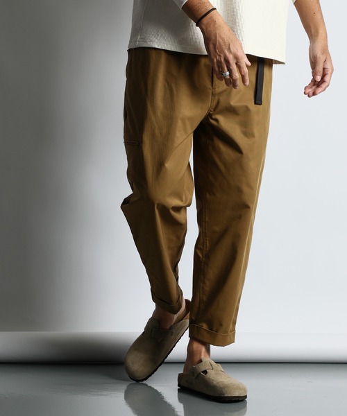 The DUFFER of ST.GEORGE（ザダファーオブセントジョージ）の「TECH OX STRETCH CAMPING PANTS：オックスストレッチ キャンピングパンツ（チノパンツ・メンズ・ベージュ/ブラウン・X-LARGE/LARGE/MEDIUM/SMALL）」の2枚目の写真