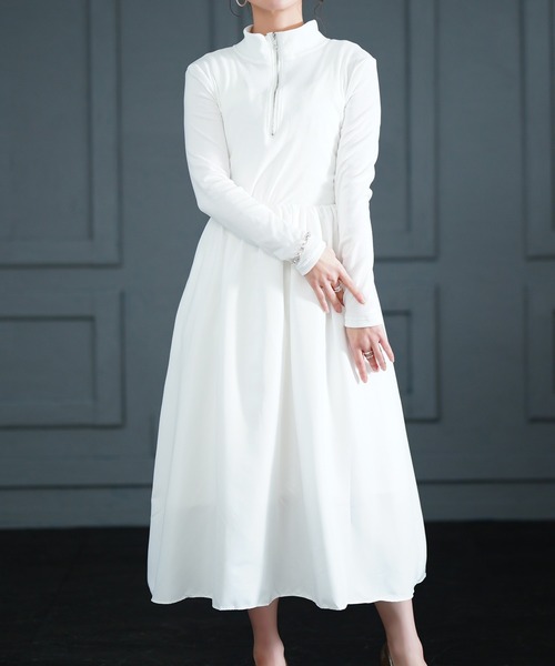 Sawa a la mode(サワアラモード)の「異素材ニットハーフジップワンピース(ワンピース・レディース・ブラック/ホワイト・FREE)」の2枚目の写真