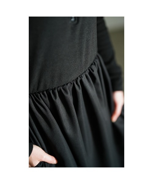 Sawa a la mode(サワアラモード)の「異素材ニットハーフジップワンピース(ワンピース・レディース・ブラック/ホワイト・FREE)」の8枚目の写真