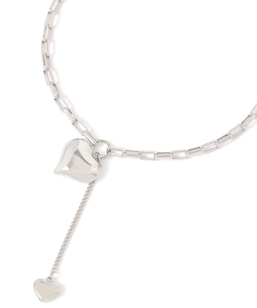 LOWRYS FARM（ローリーズファーム）の「ステンレス２ハートトップネックレス　 323545（ネックレス・レディース・グレー/ベージュ・FREE）」の2枚目の写真
