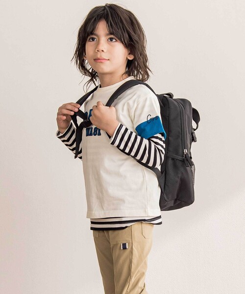 WASK（ワスク）の「カレッジロゴプリントテープリュック(M~L)（バックパック/リュック・キッズ・ベージュ/ブラック・L/M）」の4枚目の写真