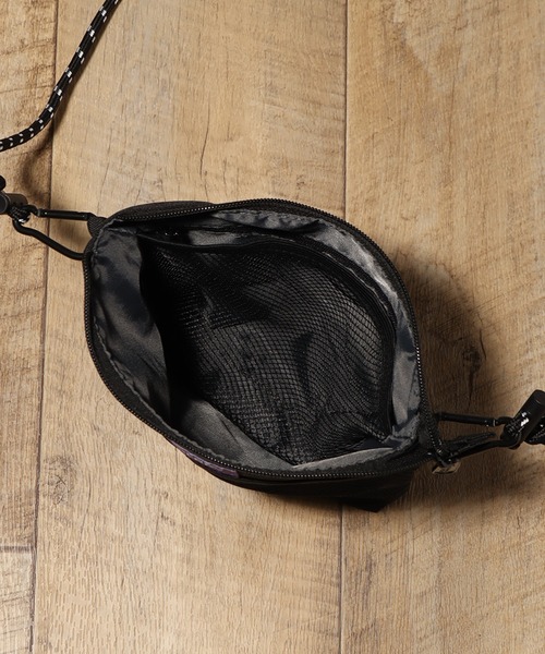 GERRY（ジェリー）の「【GERRY/ジェリー】サコッシュミニショルダー（ショルダーバッグ・メンズ・チャコール/ベージュ/ブラック/マルチ・FREE）」の22枚目の写真