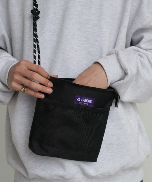 GERRY（ジェリー）の「【GERRY/ジェリー】サコッシュミニショルダー（ショルダーバッグ・メンズ・チャコール/ベージュ/ブラック/マルチ・FREE）」の12枚目の写真
