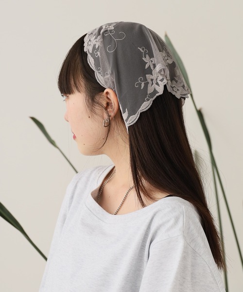 花柄レース カチーフ 刺繍かぎ編み 三角スカーフ（バンダナ