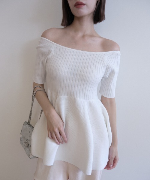HONEY MI HONEY(ハニーミーハニー)の「boat neck rib knit tunic(チュニック・レディース・コーラル/ホワイト/ブラック・FREE)」の1枚目の写真