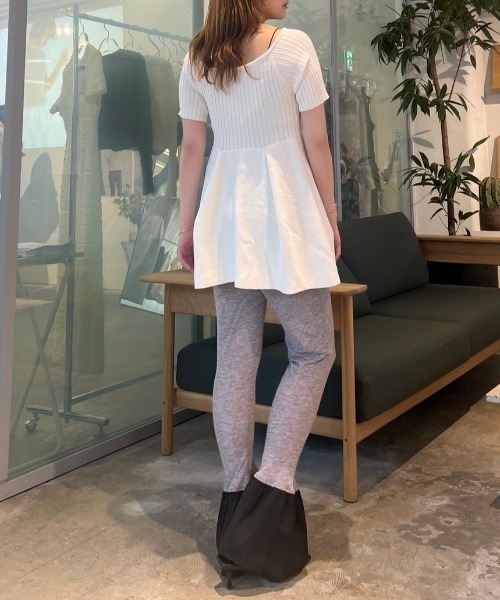 HONEY MI HONEY(ハニーミーハニー)の「boat neck rib knit tunic(チュニック・レディース・コーラル/ホワイト/ブラック・FREE)」の8枚目の写真