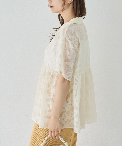 LAVEANGE（ラビアンジェ）の「【洗える】ジャガードペプラムブラウス（シャツ/ブラウス・レディース・グリーン/オフホワイト/ブラック・M/LL/3L/4L/5L）」の6枚目の写真