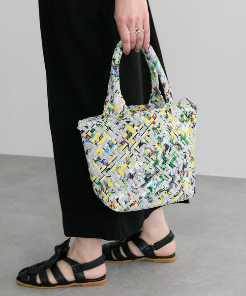 FEEL AND TASTE(フィールアンドテイスト)の「【FEEL AND TASTE(フィールアンドテイスト)】weaving minibucket Nylon/ミニバケットバッグ(トートバッグ・レディース・ブラック/ライトグレー/イエロー・FREE)」の3枚目の写真