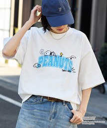 SNOOPY（スヌーピー）の「【PEANUTS / SNOOPY】別注 ピーナッツ スヌーピー ヴィンテージプリント オーバーサイズ半袖Tシャツ（Tシャツ/カットソー）」