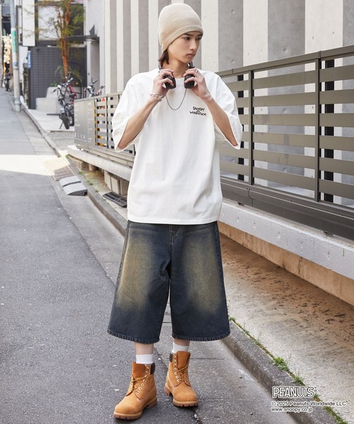 PEANUTS（ピーナッツ）の「【PEANUTS / SNOOPY】別注 ピーナッツ スヌーピー ヴィンテージプリント オーバーサイズ半袖Tシャツ（Tシャツ/カットソー・レディース・グレイッシュベージュ/オフホワイト/ワイン系/スミクロ/ネイビー/ブラック系・M/L）」の22枚目の写真