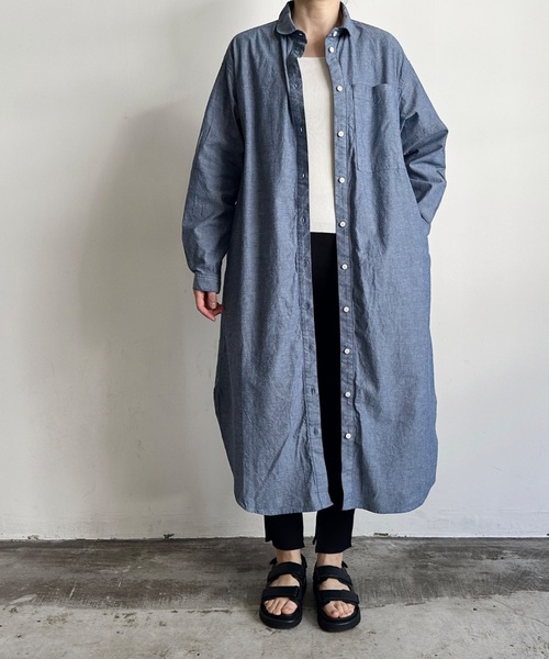vent blanc(ヴァンブラン)の「vent blanc ヴァンブラン クラシックダンガリーワンピース(シャツワンピース・レディース・ライトインディゴブルー/オフホワイト/キャメル・FREE)」の11枚目の写真
