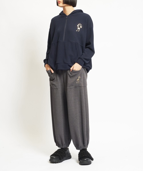 gomme（ゴム）の「フライトジャージー　リラックスパンツ（スウェットパンツ・レディース・グレー/ネイビー/ブラック・MEDIUM）」の7枚目の写真