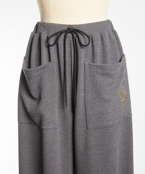 gomme（ゴム）の「フライトジャージー　リラックスパンツ（スウェットパンツ・レディース・グレー/ネイビー/ブラック・MEDIUM）」の17枚目の写真