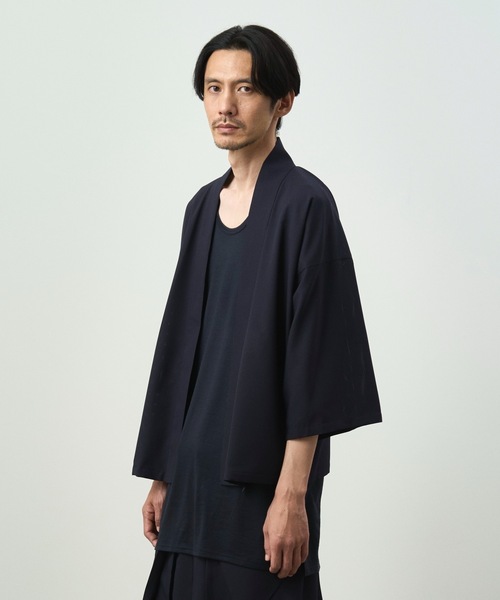 和ROBE（ワローブ）の「DOT AIR HANTEN TECH（カーディガン/ボレロ・メンズ・ダークグレー/ダークネイビー/ブラック・2/3）」の12枚目の写真