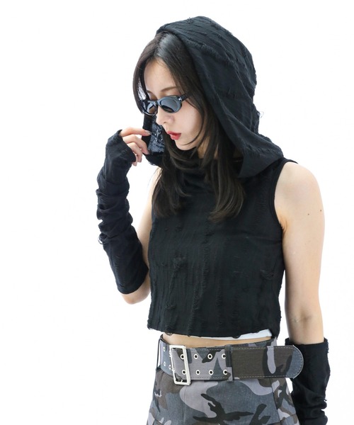 ENLIKE(エンリケ)の「ノースリーブダメージフーディトップ(Tシャツ/カットソー・レディース・ホワイト/グレー/ブラック・FREE)」の3枚目の写真