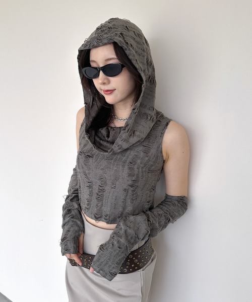 ENLIKE(エンリケ)の「ノースリーブダメージフーディトップ(Tシャツ/カットソー・レディース・ホワイト/グレー/ブラック・FREE)」の10枚目の写真