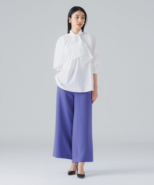 EFFE BEAMS(エッフェビームス)の「M・fil / ショートボウタイ ブラウス(シャツ/ブラウス・レディース・ホワイト・36/38)」の2枚目の写真