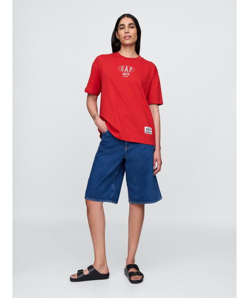 GAP(ギャップ)の「30th アニバーサリー オーバーサイズ GAPロゴTシャツ(Tシャツ/カットソー・レディース・オフホワイト/ブルー/ブラック/レッド・XS/S/M/L/XL/XXS)」の7枚目の写真