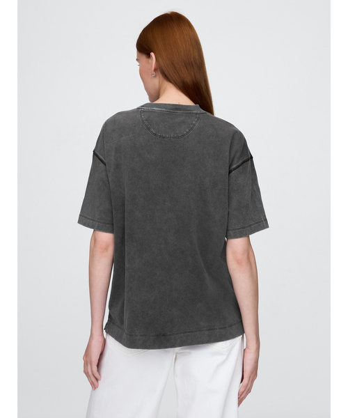 GAP(ギャップ)の「30th アニバーサリー オーバーサイズ GAPロゴTシャツ(Tシャツ/カットソー・レディース・オフホワイト/ブルー/ブラック/レッド・XS/S/M/L/XL/XXS)」の12枚目の写真