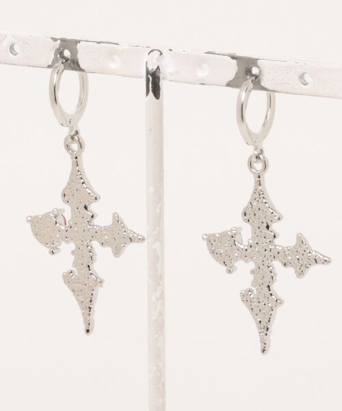 tone(トーン)の「【88eighty-eight】レッドハートストーン十字架リングピアス【import】(MA)(ピアス(両耳用)・レディース・レッド・FREE)」の6枚目の写真