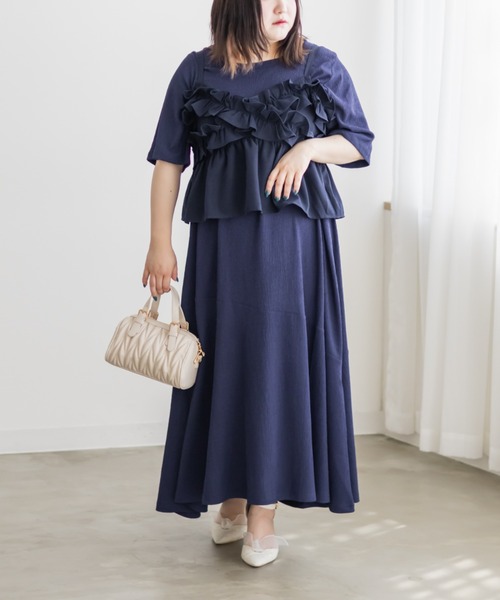 CLETTE(クレット)の「フリルビスチェセットワンピース(ワンピース・レディース・チャコールグレー/ネイビー/ブラック・LL/3L/4L)」の1枚目の写真