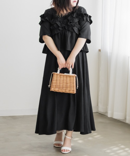 CLETTE(クレット)の「フリルビスチェセットワンピース(ワンピース・レディース・チャコールグレー/ネイビー/ブラック・LL/3L/4L)」の2枚目の写真