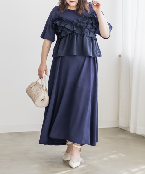 CLETTE(クレット)の「フリルビスチェセットワンピース(ワンピース・レディース・チャコールグレー/ネイビー/ブラック・LL/3L/4L)」の14枚目の写真